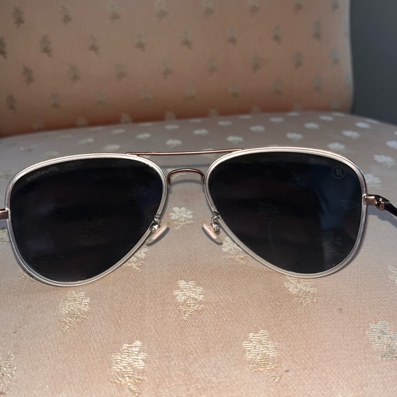 Blenders aviator sunglasses model Mojave Gold excellent condition - Picture 5 of 7